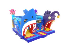 te koop: nieuw springkasteel Sea monsters 